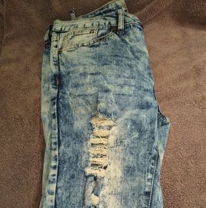 Womens skinny jeans